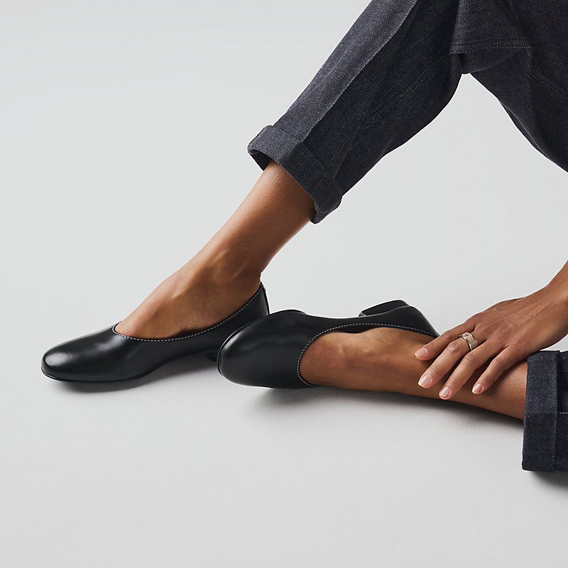 Liz ballet flat - Black | Hermès Canada